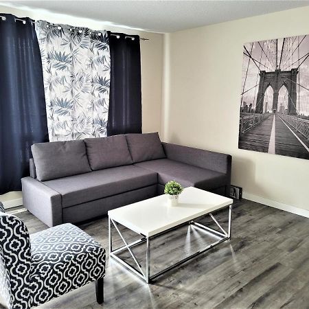 Cozy 4 Bedroom Townhouse - Peaceful Feel Of Home Winnipeg Exteriér fotografie