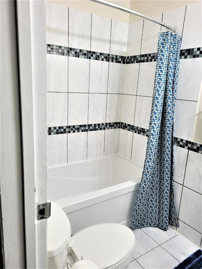 Cozy 4 Bedroom Townhouse - Peaceful Feel Of Home Winnipeg Exteriér fotografie
